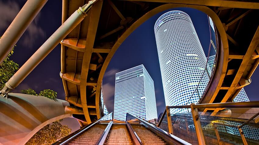 cooltelaviv-inside-min